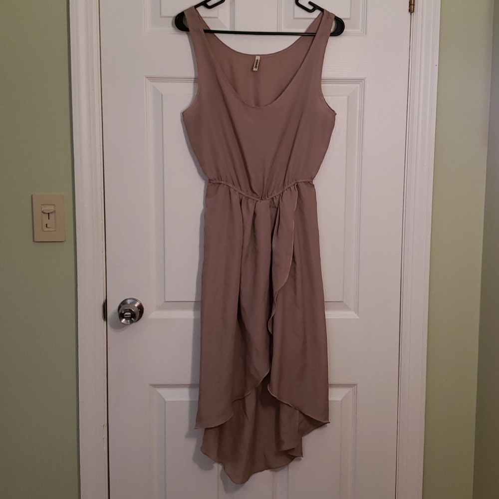 Passport High to Low Dress